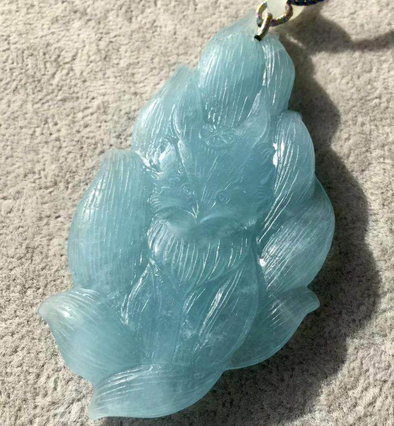 新款现货天然海蓝宝九尾狐大吊坠手工精雕水晶狐狸男女情侣毛衣链