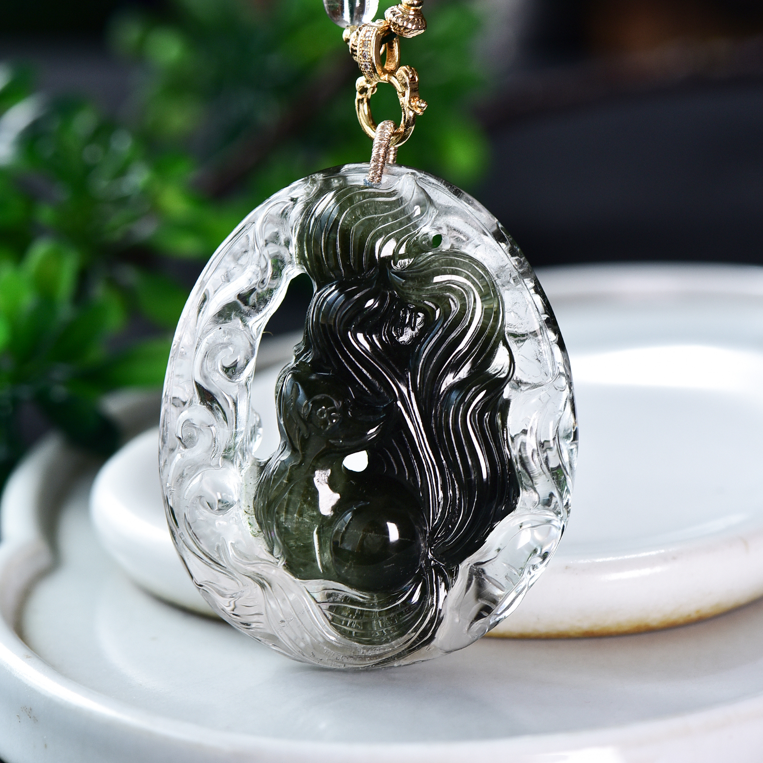 新款现货天然绿幽灵九尾狐大吊坠手工精雕俏色镂空幽灵水晶狐狸