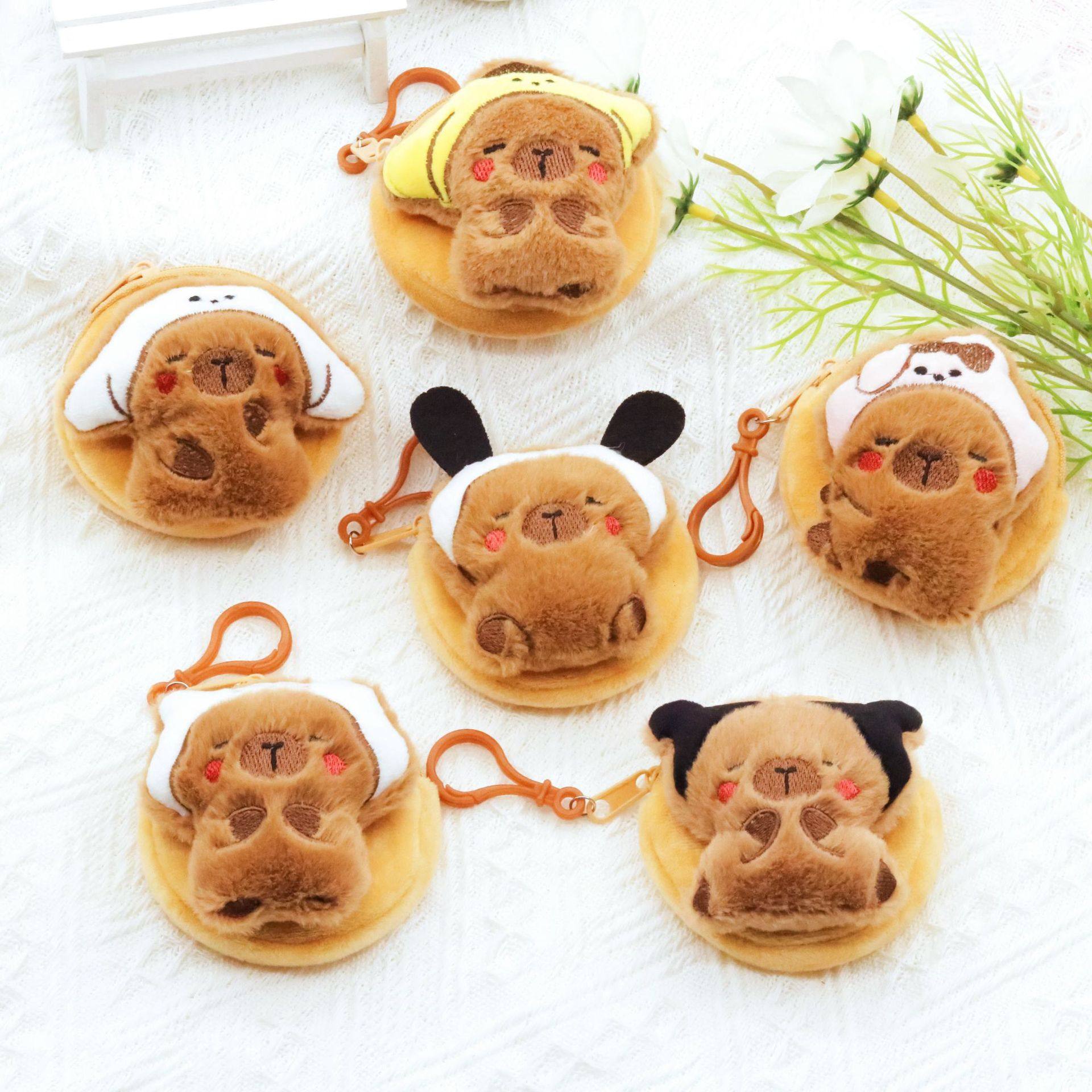 新款卡皮巴拉毛绒零钱包儿童可爱盲盒小礼品水豚耳机书包迷你挂饰,箱包皮具/热销女包/男包,钱包,淘宝优惠券,粉丝福利购,淘宝优惠卷