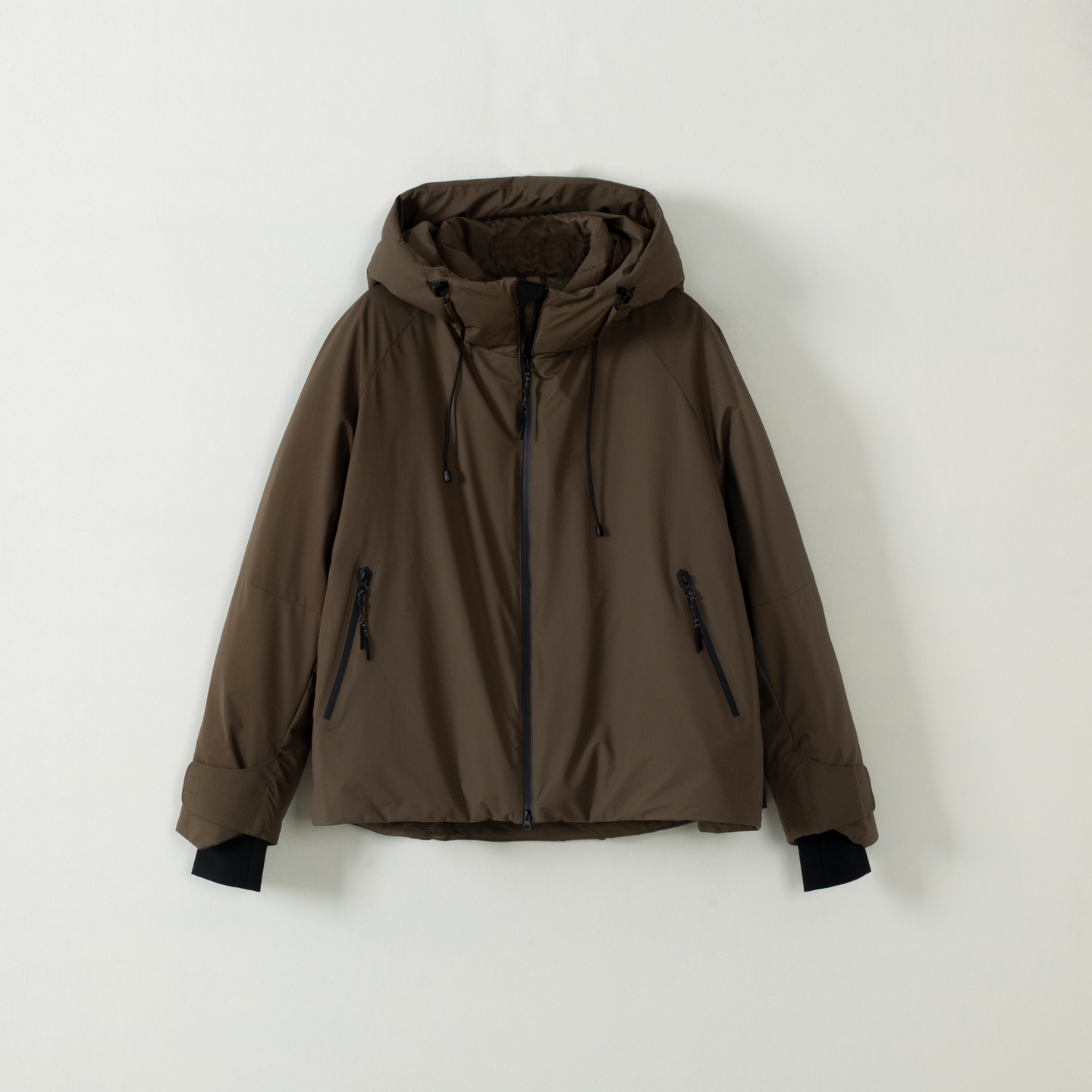 连帽90白鹅绒休闲羽绒服