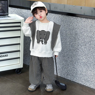 男童卫衣套装春秋款儿童春装2026新款宝宝洋气痞帅小男孩连帽衣服