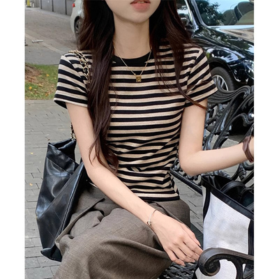 广州十三行韩国东大门女装2025新款正肩短袖T恤小个子短款上衣夏