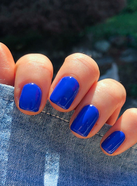 美国essie指甲油蓝色克莱因蓝819宝石蓝butler please宝蓝显白