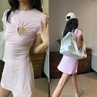 WEEEECHAN次日早晨 Rose朴彩英同款 镂空爱心短袖连衣裙