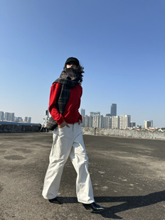 （清仓不退换）次日早晨 冬日氛围感叠穿正红色V领套头针织毛衣