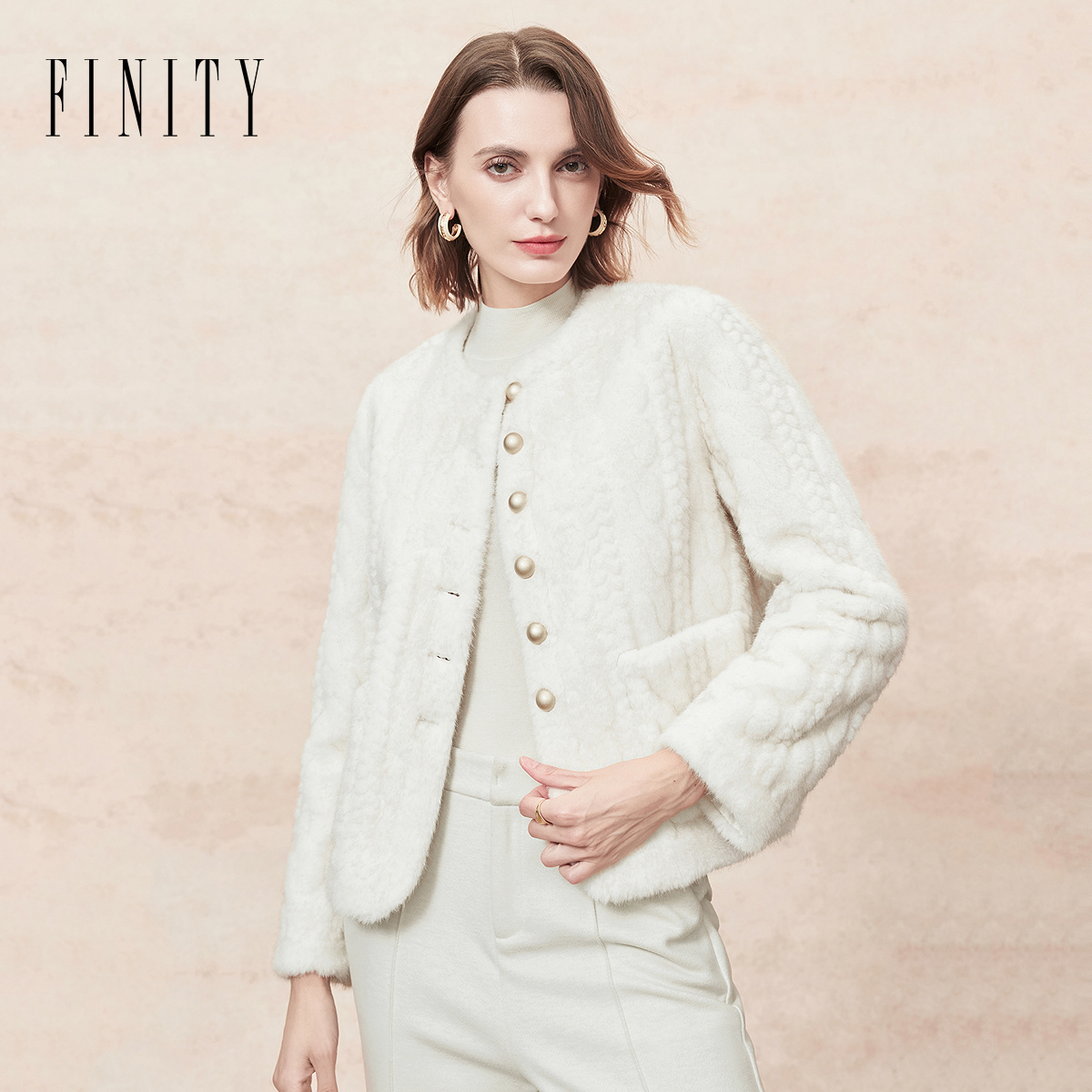 FINITY菲妮迪短外套2025年冬季新款简约米杏色温柔气质保暖外套女