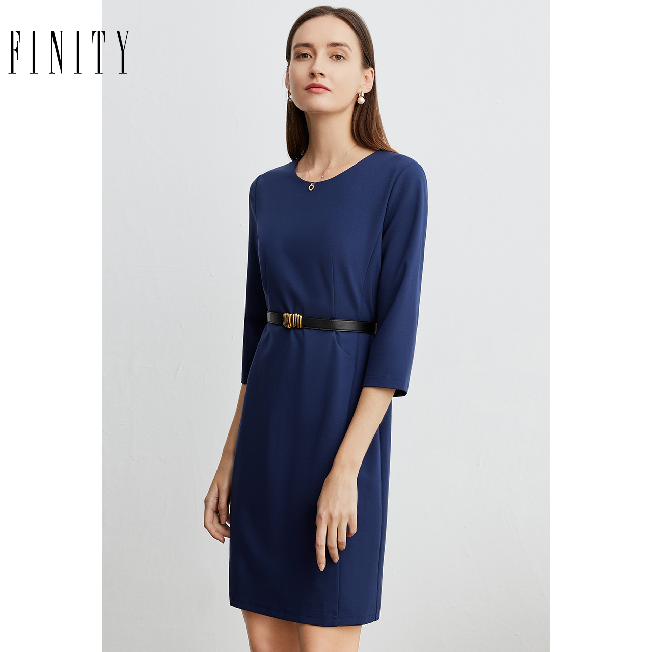 菲妮迪2023冬季针织连衣裙气质法式休闲设计感中长款裙子女