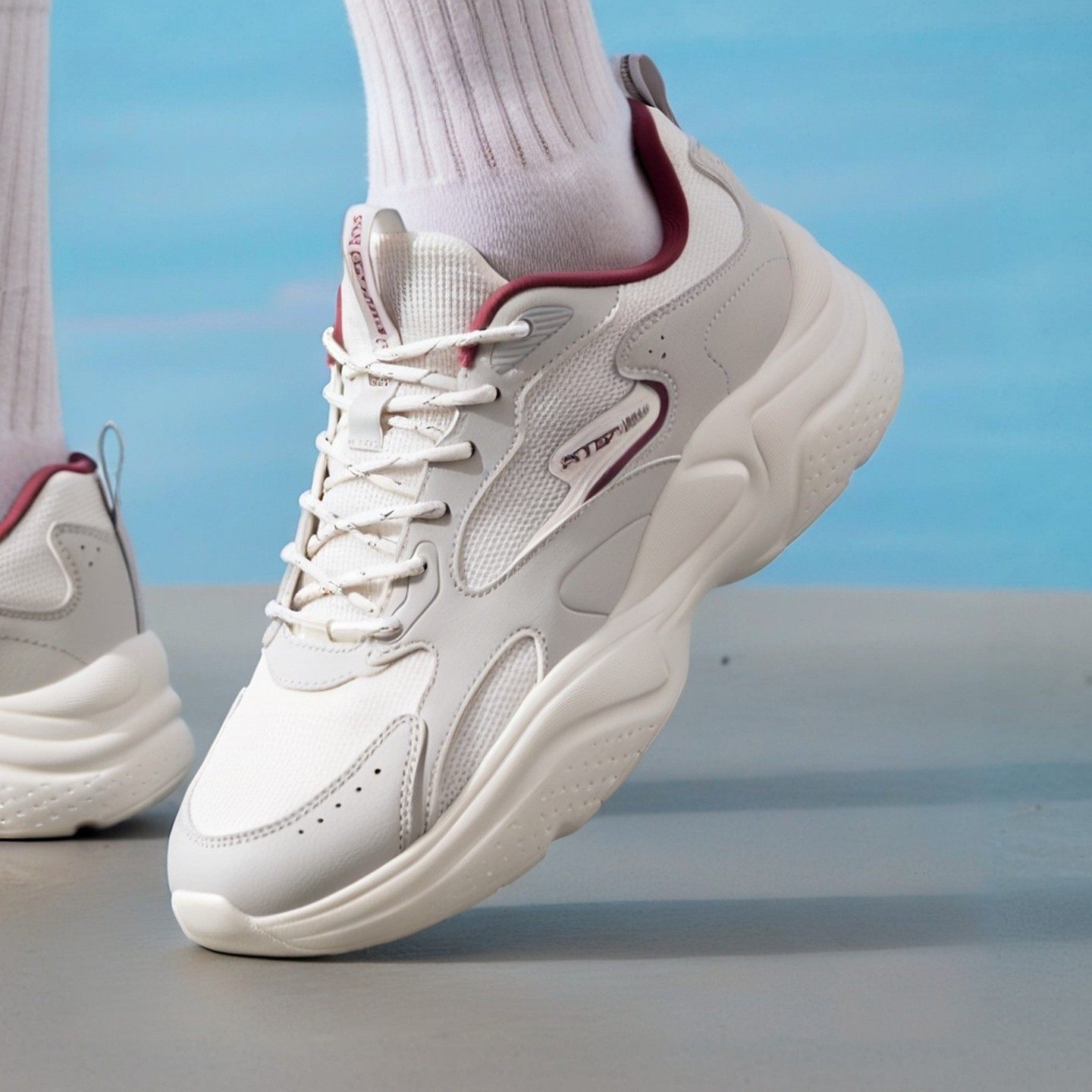 特步秋意丨休闲鞋女鞋冬季轻便百搭增高运动鞋厚底复古老爹鞋跑鞋,运动鞋new,跑步鞋,淘宝优惠券,粉丝福利购,淘宝优惠卷