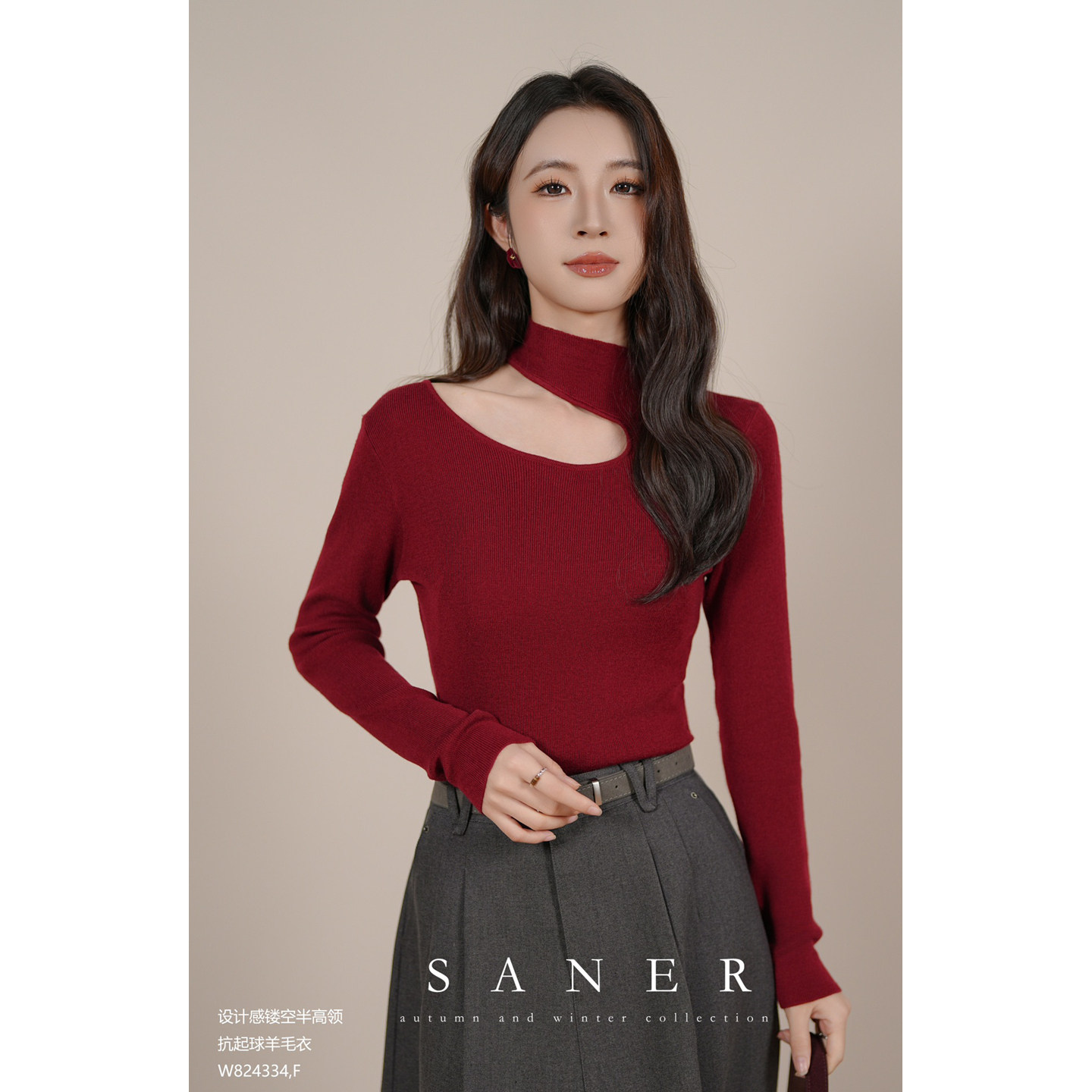 待SANER欧货2025秋冬新款女824334镂空半高领韵味修身抗起球毛衣,女装/女士精品,毛衣,淘宝优惠券,粉丝福利购,淘宝优惠卷