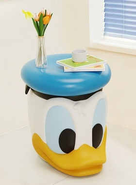 唐老鸭换鞋小矮凳潮玩增加台展示台落地摆件床头柜居家客厅装饰品