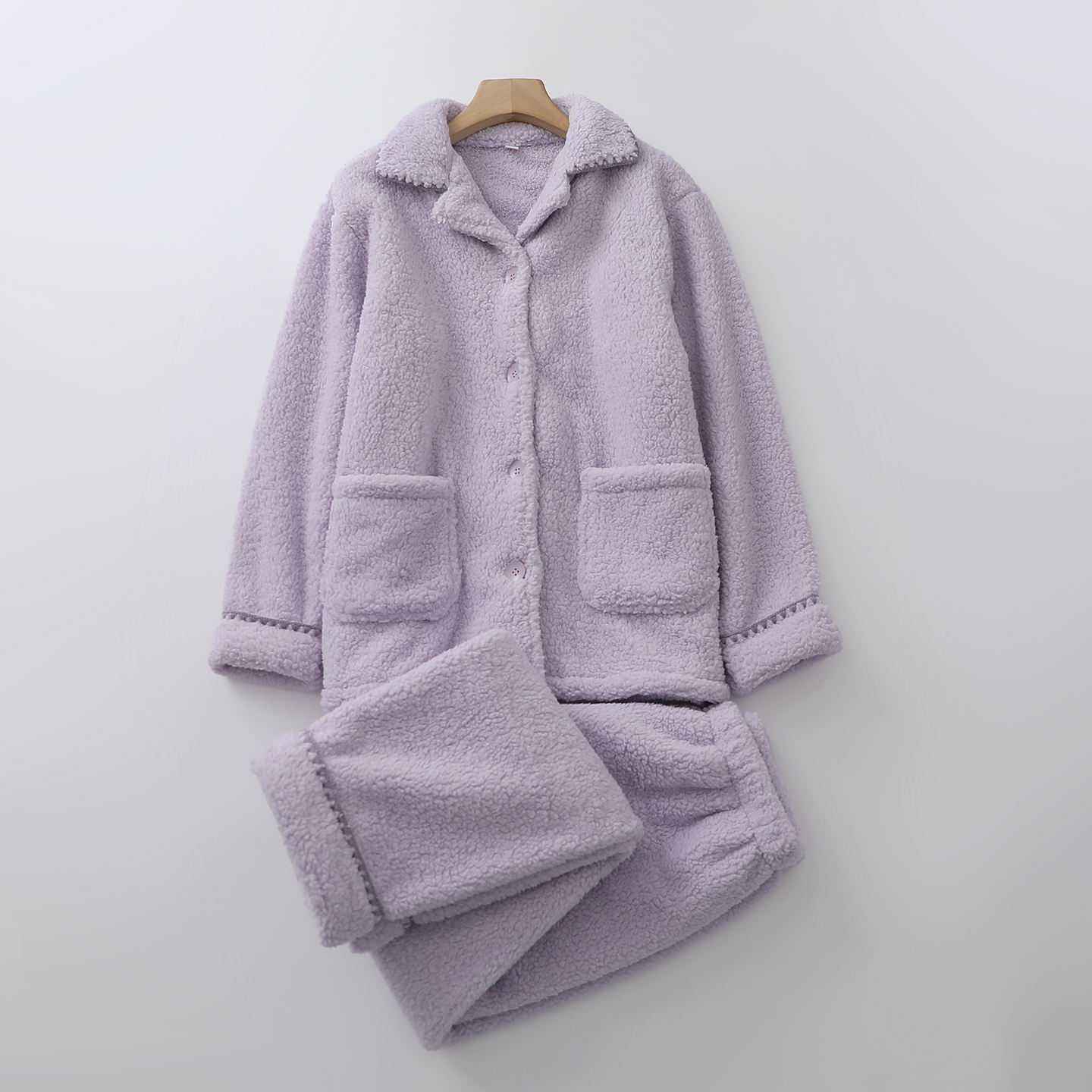 时尚镶边加厚睡衣套装男女复古羊羔绒开衫长袖长裤保暖情侣家居服