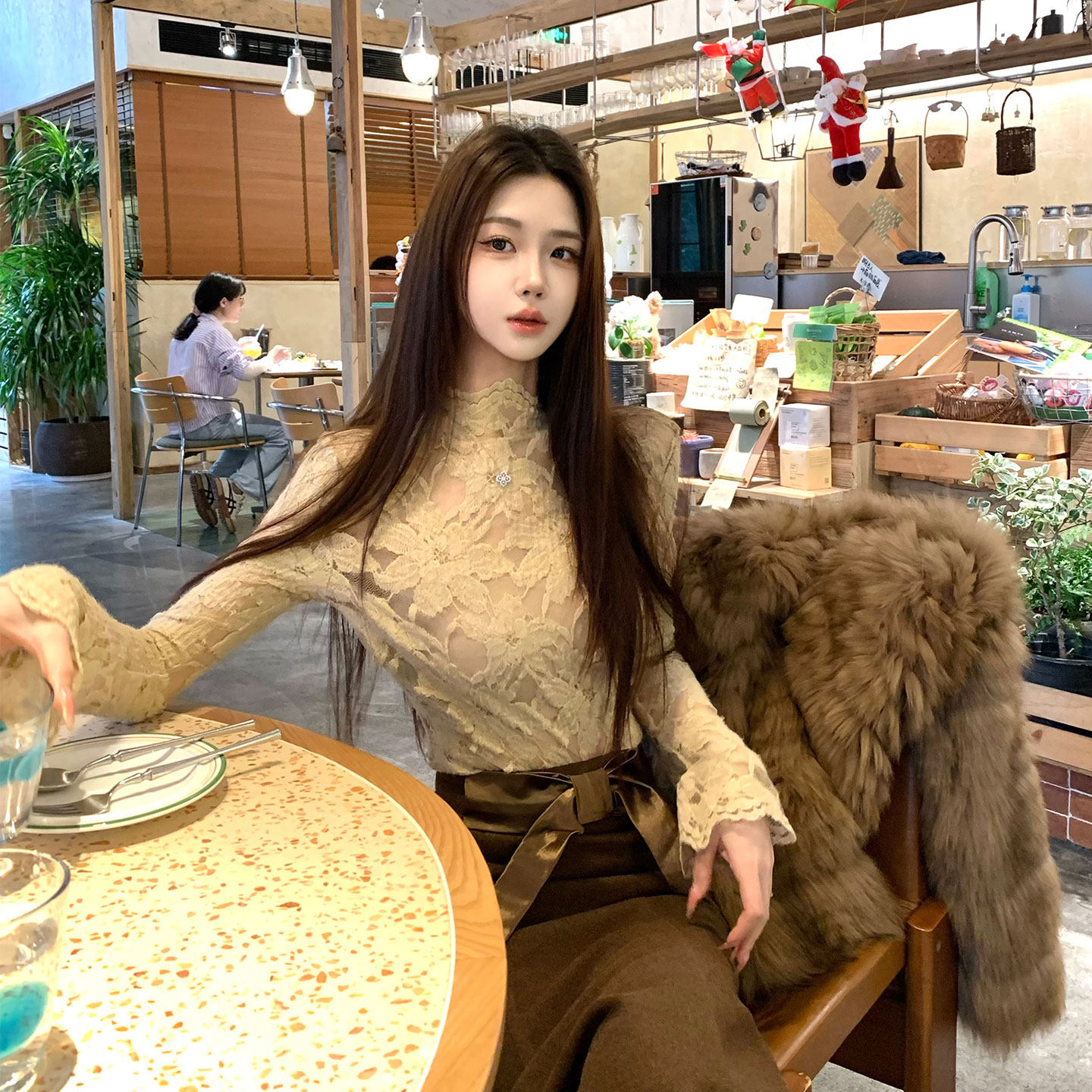 木子李的李高级设计感亲肤蕾丝内搭上衣狐狸毛外套女高腰半身裙冬,女装/女士精品,时尚套装,淘宝优惠券,粉丝福利购,淘宝优惠卷