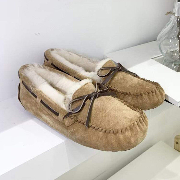 澳洲磨砂真皮羊毛豆豆鞋女加绒 皮毛一体棉鞋女冬季保暖鞋平底鞋在类目 女鞋, 低帮鞋, 豆豆鞋中 - 来自Buy2taobao.com提供专业的淘宝代购服务