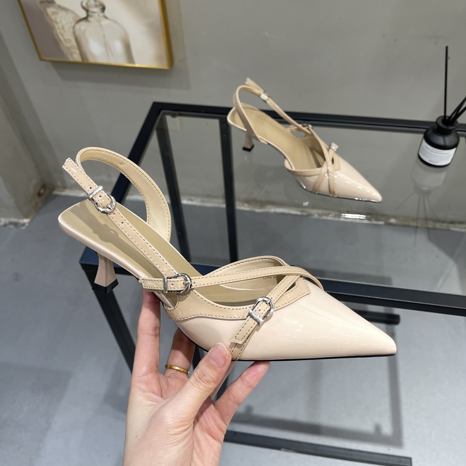 高级感漆皮包头凉鞋女2026新款春夏法式尖头细跟6cm气质后空单鞋,女鞋,时装凉鞋,淘宝优惠券,粉丝福利购,淘宝优惠卷