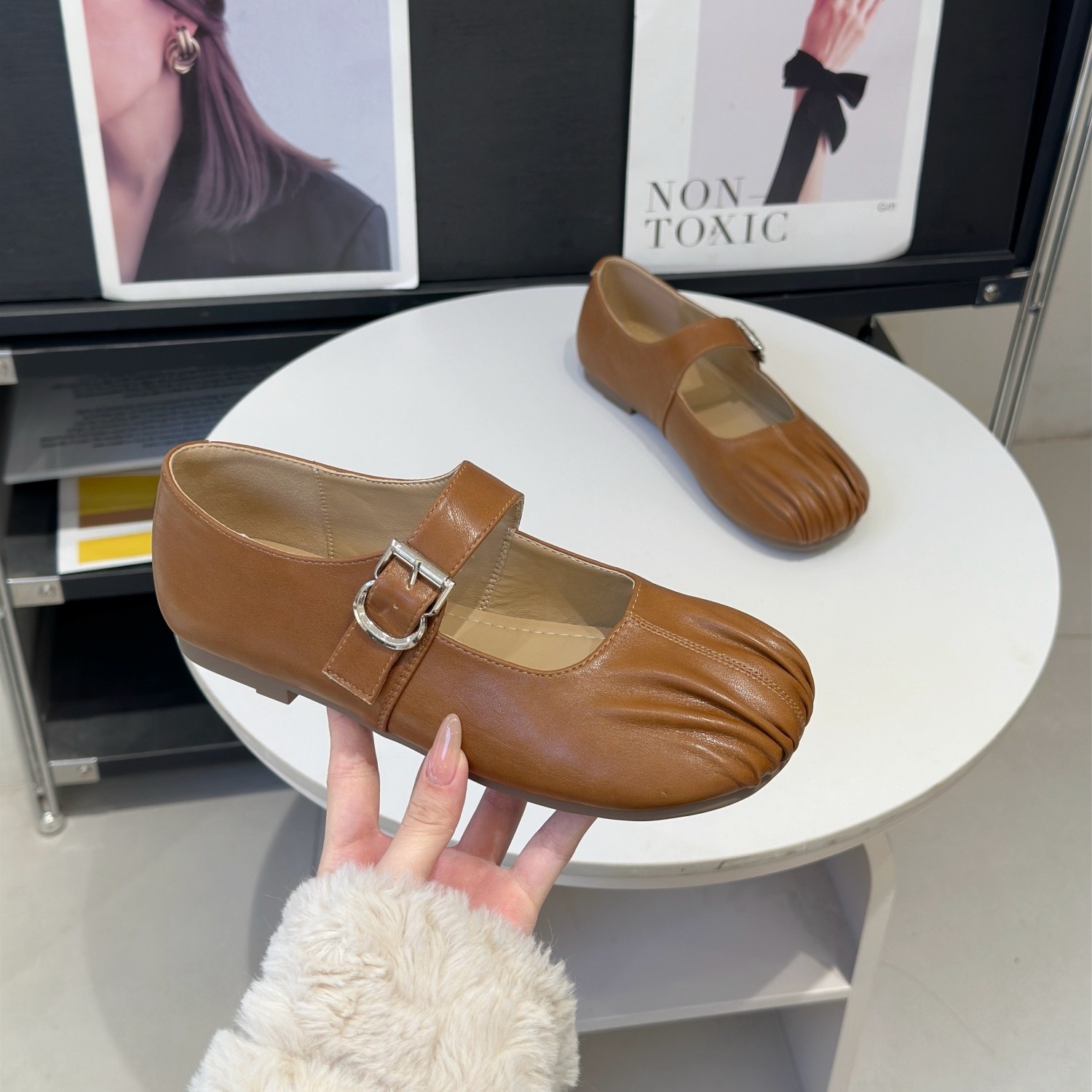 踩屎感平底玛丽珍鞋女2026春季新款爆款复古法式一字扣带浅口单鞋,女鞋,玛丽珍鞋,淘宝优惠券,粉丝福利购,淘宝优惠卷