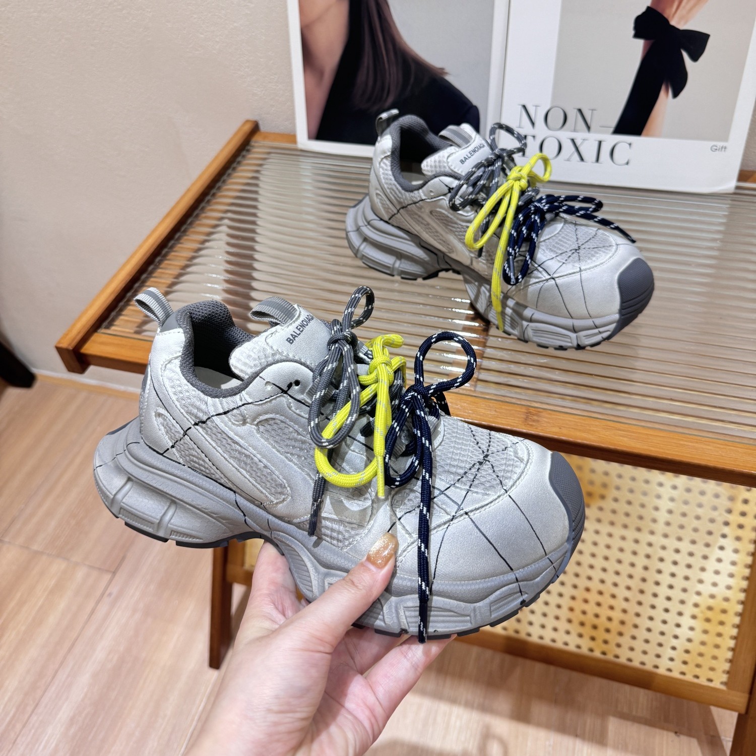 轻便厚底不累脚复古百搭休闲鞋