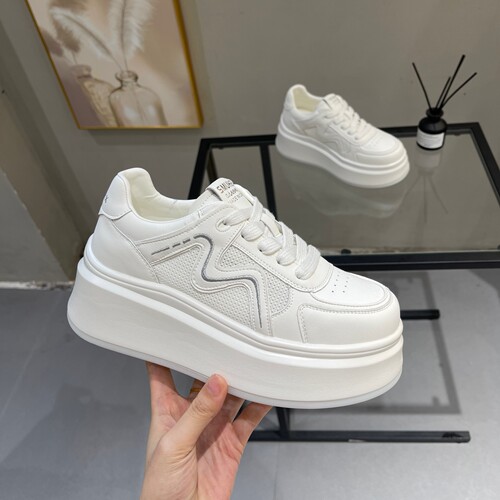 配裙子增高显腿长休闲松糕小白鞋