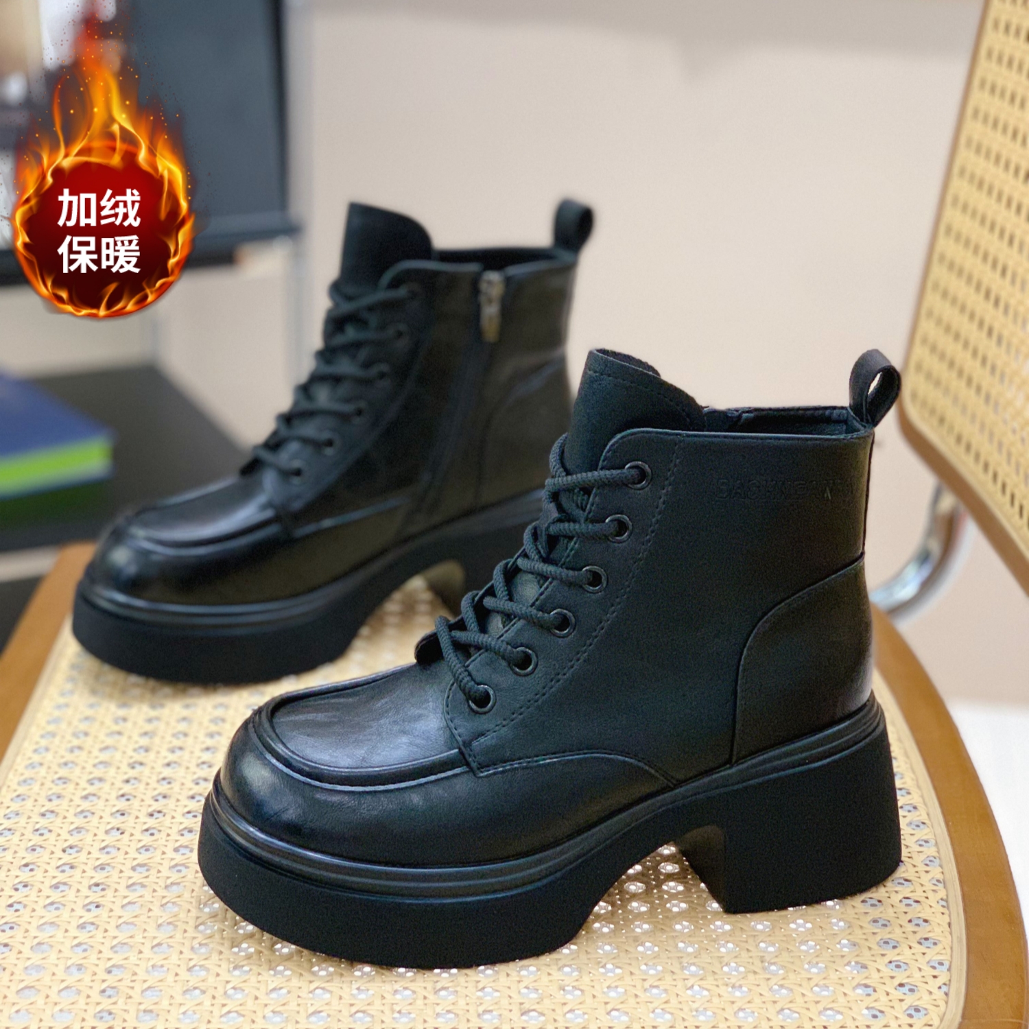 增高轻便显腿长侧拉链百搭马丁靴