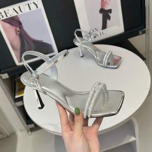 方头细跟7cm高跟罗马鞋 仙女风水钻一字带凉鞋 法式 新款 女2026夏季