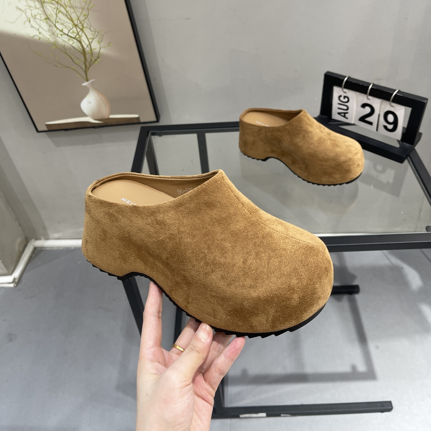 小个内增高勃肯拖鞋女2025秋冬新款超火复古无后跟外穿包头半拖鞋