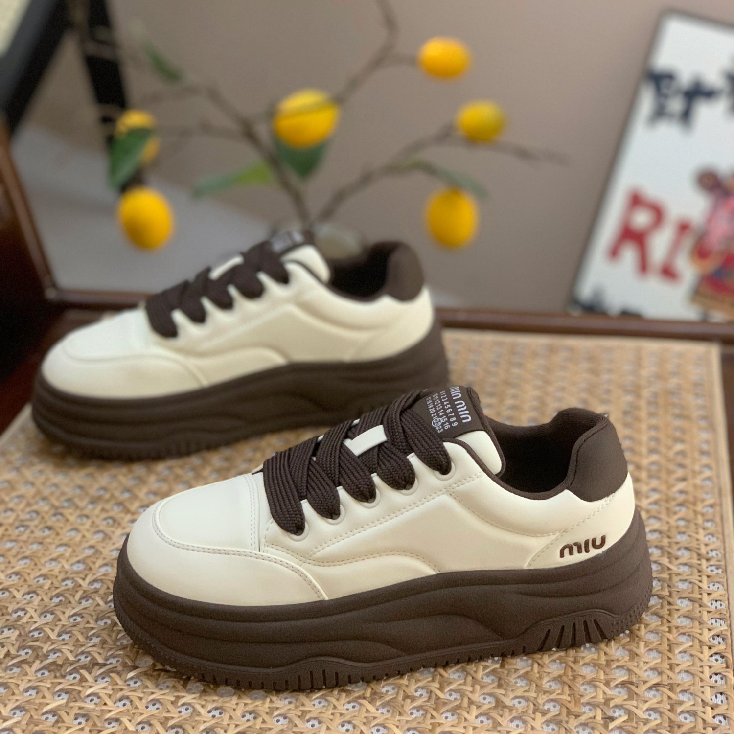 小众复古真皮面包板鞋女2025春秋新款厚底百搭运动休闲阿甘小白鞋,女鞋,休闲板鞋,淘宝优惠券,粉丝福利购,淘宝优惠卷