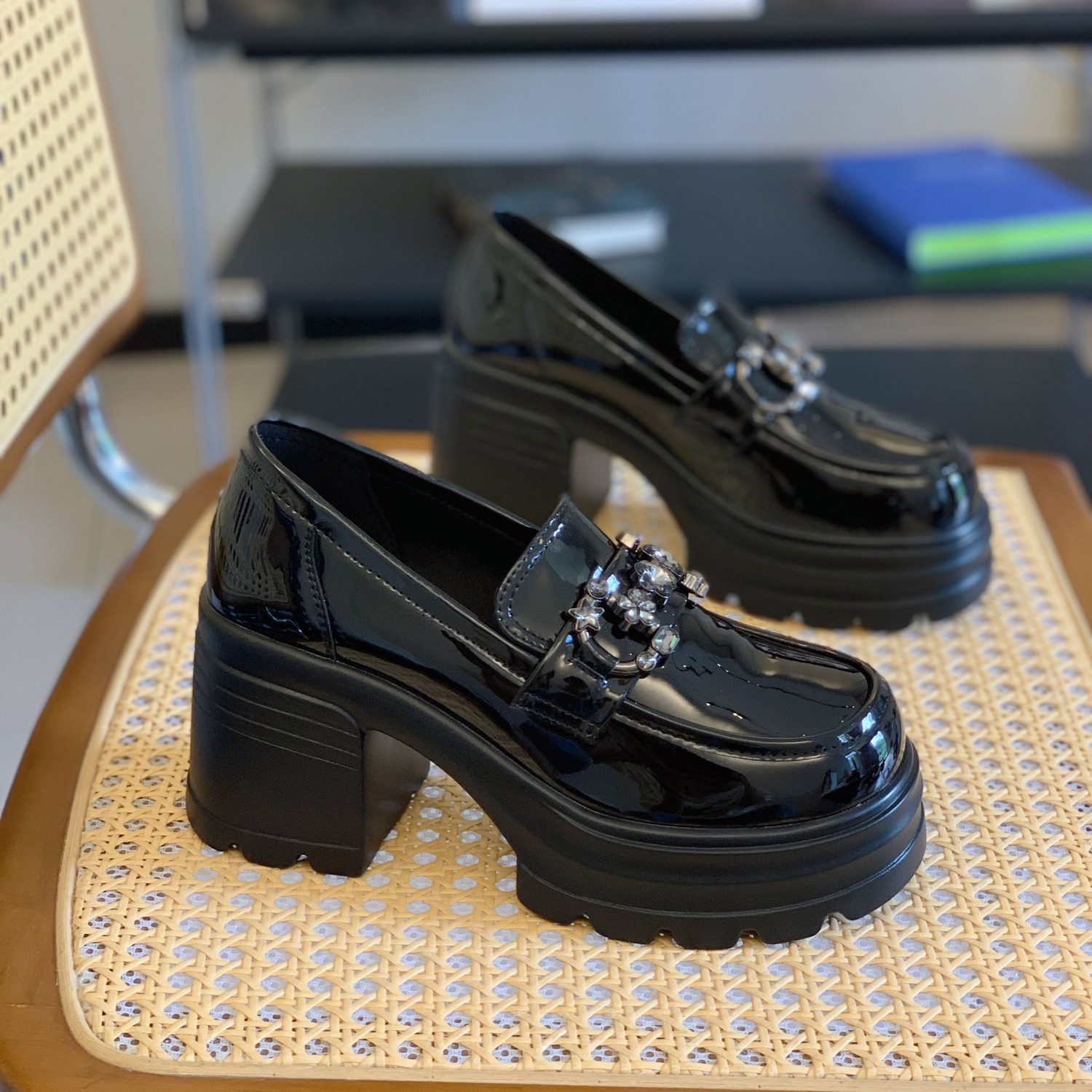 轻便百搭懒人一脚蹬英伦风单鞋