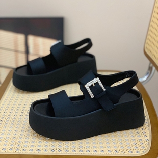 休闲凉鞋 女小个子增高6CM2025夏季 松糕厚底显腿长水钻方扣沙滩鞋