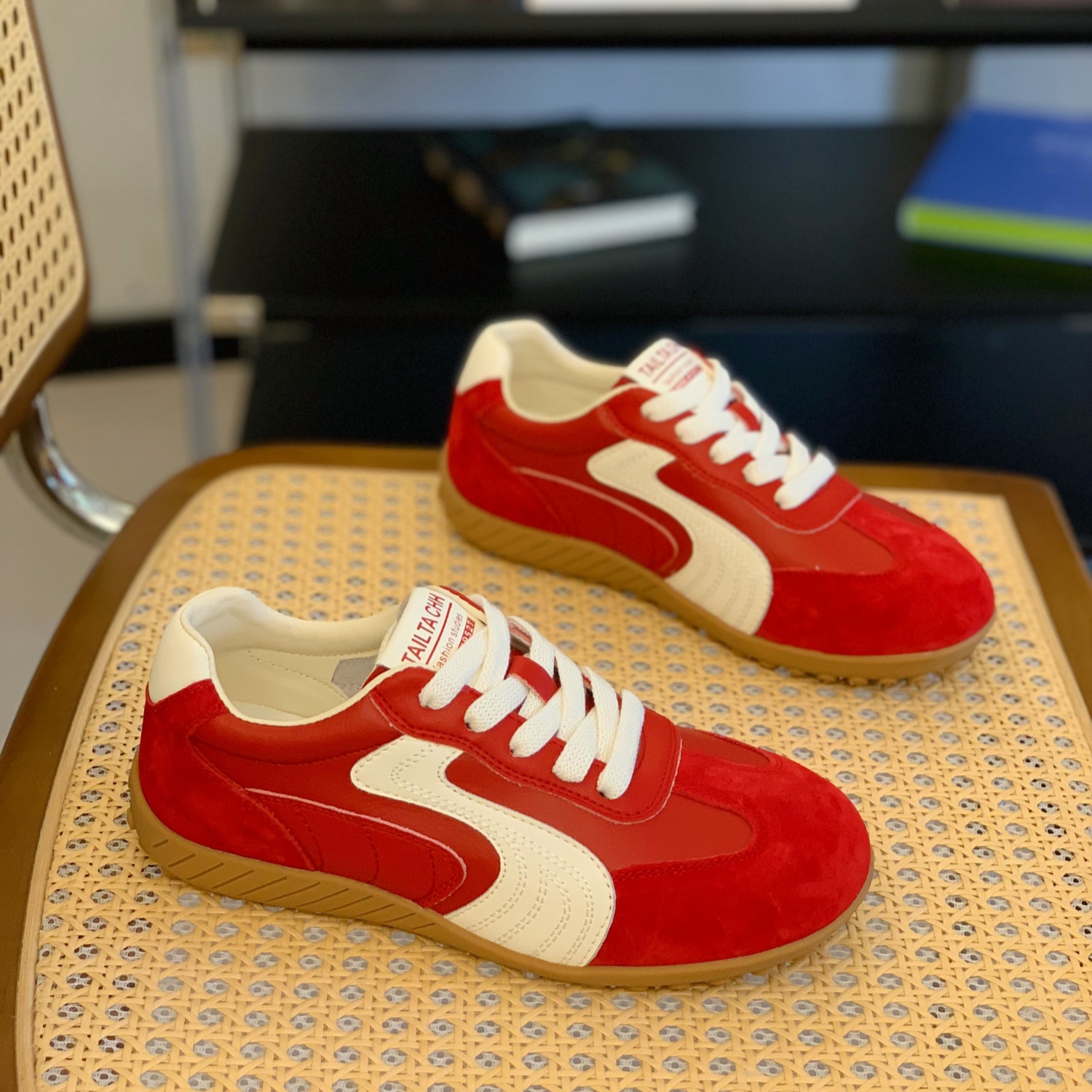 内增高时尚拼色复古休闲德训鞋