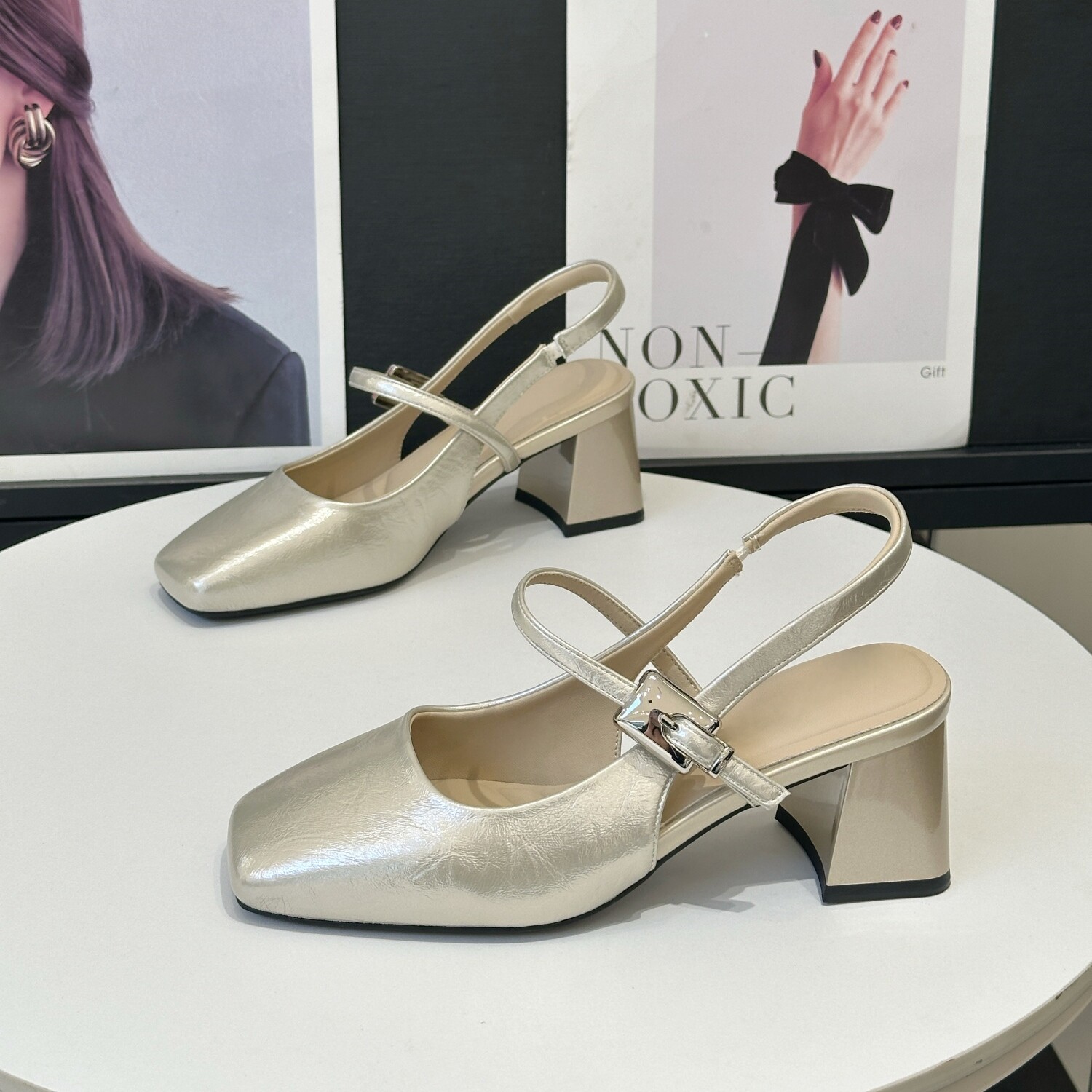 法式粗跟气质包头凉鞋女2026新款夏季配裙子方头高跟玛丽珍晚晚鞋