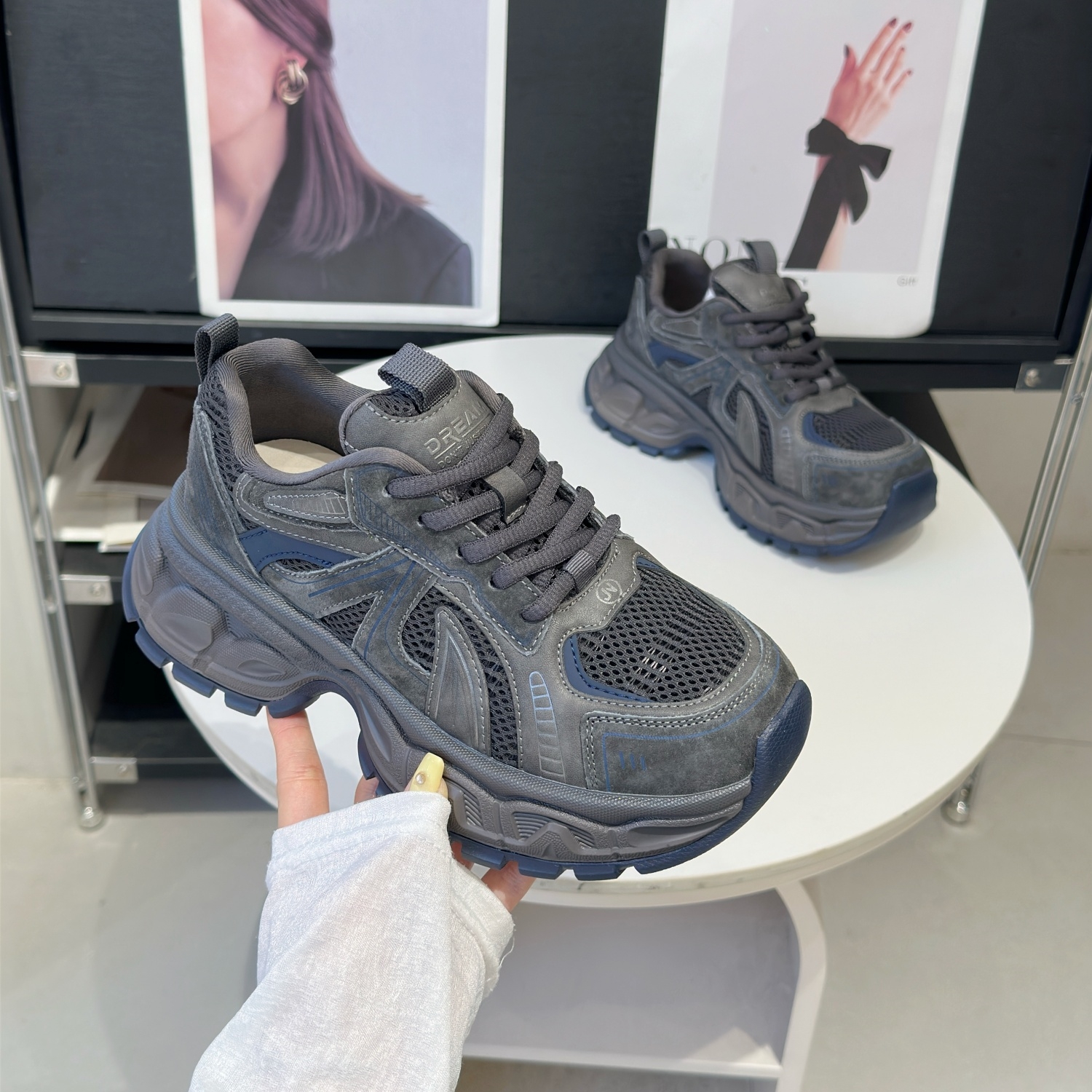 轻便又不累脚复古做旧运动老爹鞋