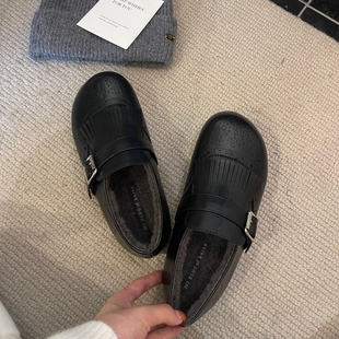 高级感流苏复古雕花乐福鞋女2025冬季加绒小皮鞋超火平底布洛克鞋