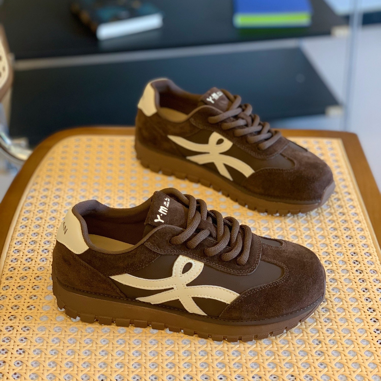 显脚小复古百搭不累脚运动德训鞋