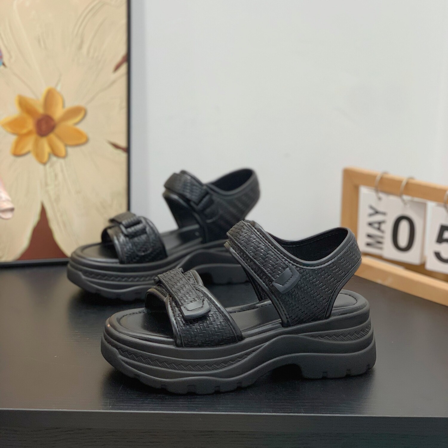 松糕厚底魔术贴运动凉鞋女2026夏季新款增高显瘦休闲露趾沙滩凉鞋