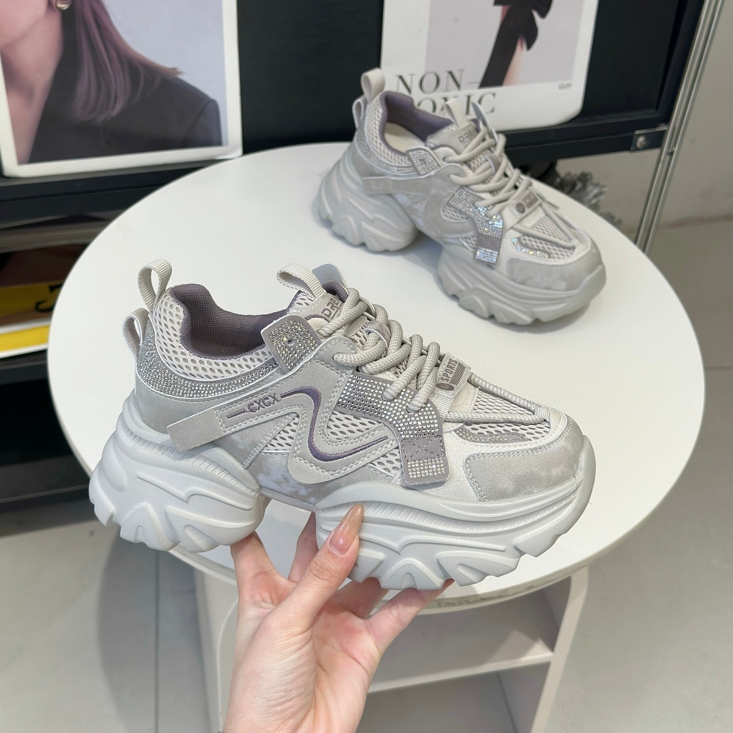 显脚小厚底真皮老爹鞋女款2026春季新款小个子增高6cm休闲运动鞋,女鞋,老爹鞋,淘宝优惠券,粉丝福利购,淘宝优惠卷