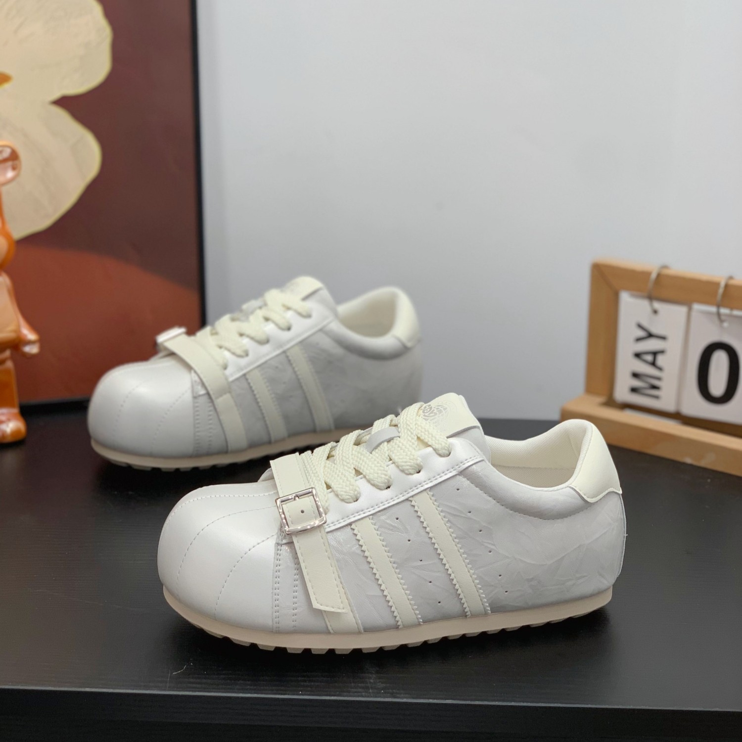 轻便舒适内增高真皮德训鞋女2026春新款系带小白鞋时髦贝壳头板鞋,女鞋,时尚休闲鞋,淘宝优惠券,粉丝福利购,淘宝优惠卷