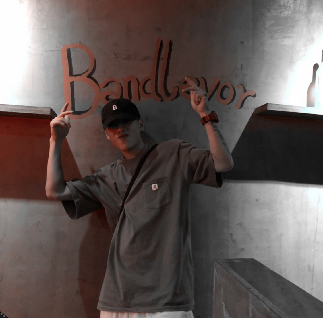 欧美嘻哈街头hiphop口袋带兜大码宽松重磅加厚纯棉小领口短袖t