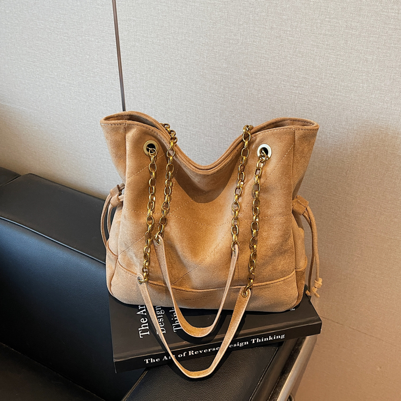 洋气链条休闲单肩腋下托特女包