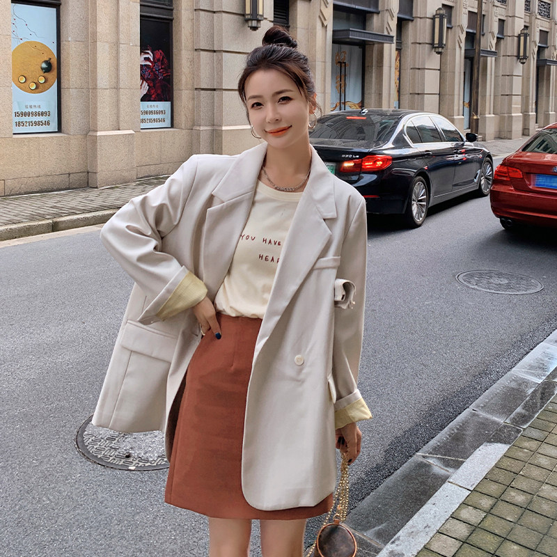 高级感白色小西装外套女春秋2025新款春装宽松时尚双排扣西服上衣，女装西装，浙宝088