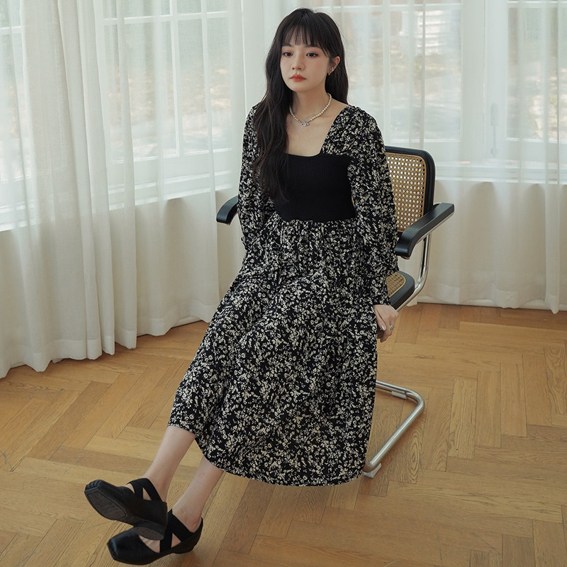 M131P125K1782022秋装新款针织拼接碎花连衣裙,女装连衣裙,浙宝088