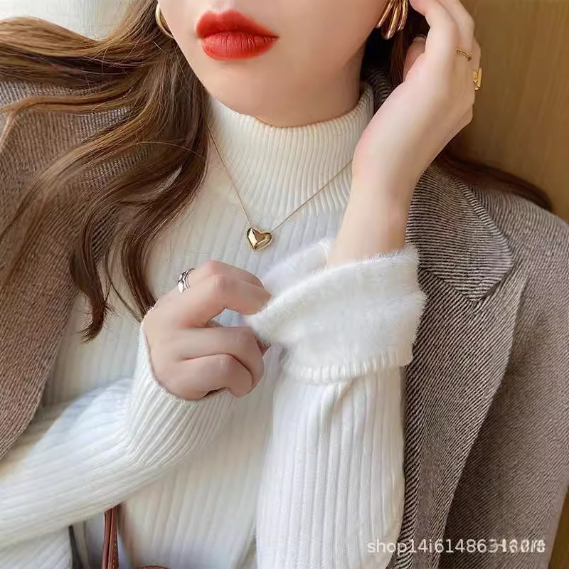 打底衫女秋冬加绒毛衣一体绒加绒毛衣大码女中领半高领套头白色女