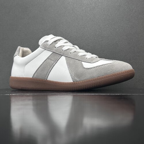 男鞋特价清仓断码板鞋