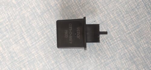 适用轻骑铃木小海豚QS110T-3/5转向继电器闪光继电器组合原装部品