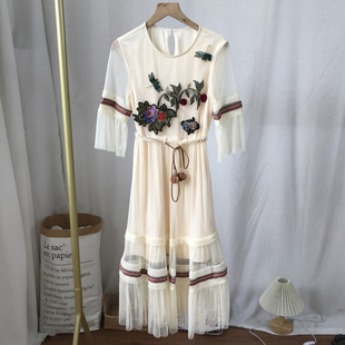 新款 女装 复古绣花收腰纱网荷叶边连衣裙 夏装