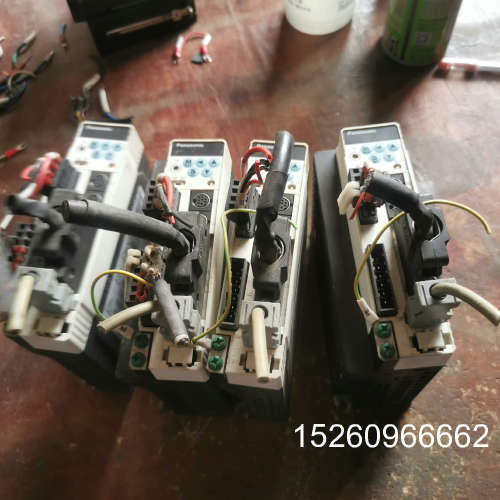议价松下伺服驱动器，MADDT1207053  200W实物拍摄议价
