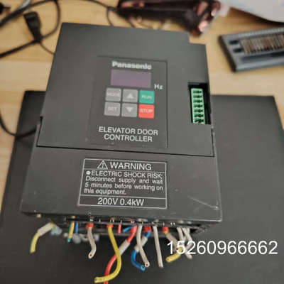 议价松下电梯门机变频器，型号AAD03011DK，功率0.4KW议价