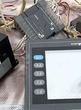 议价PLC控制器CP1L-M40DR-A，品，成色如图议价