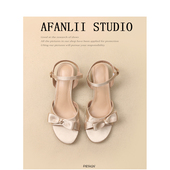 曾小邪 2024夏季 新款 甜美圆头粗跟绸缎蝴蝶结一字带露趾凉鞋 女