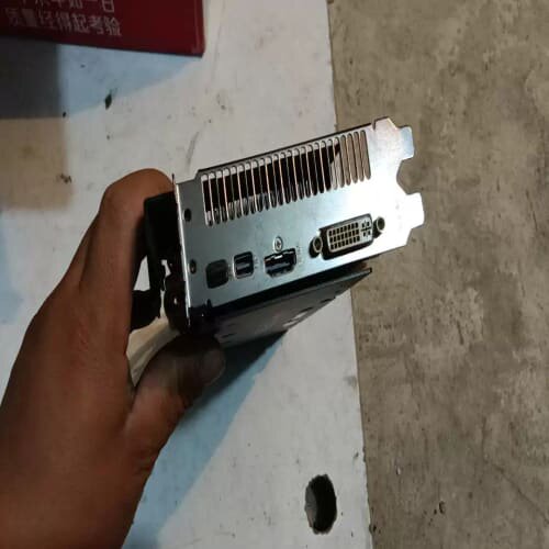 议价迪兰R9 280x显卡酷能3g功能正常成色如图所示较新-