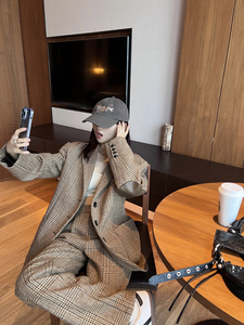 秋冬新款小众复古格纹羊毛西装套装女帅气高级感休闲西服时尚套装