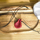 装 饰超迷你包锦囊挂脖小福袋包复古项链包皮质抽绳式 荷包香囊配饰